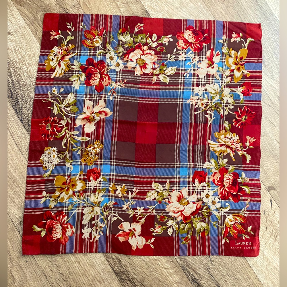 Beautiful vintage Ralph Lauren silk square handkerchief scarf
